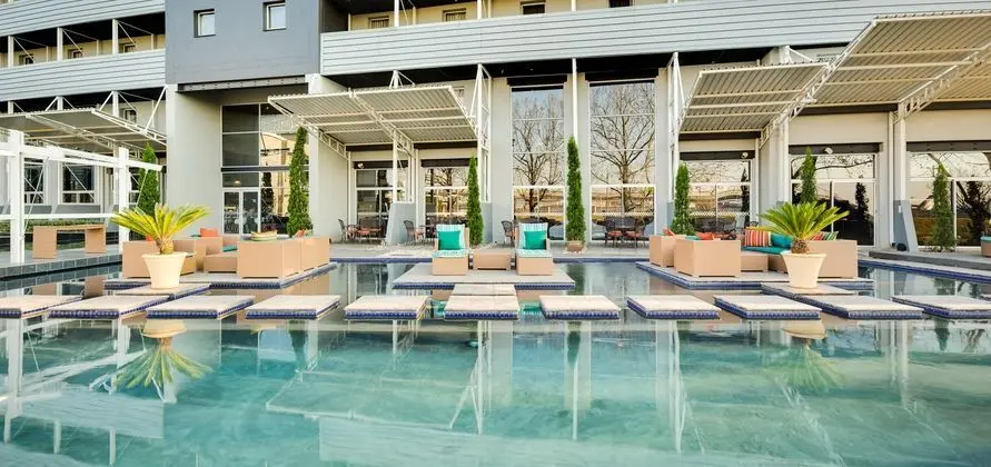 Protea Hotel O.R. Tambo Airport - Havuz