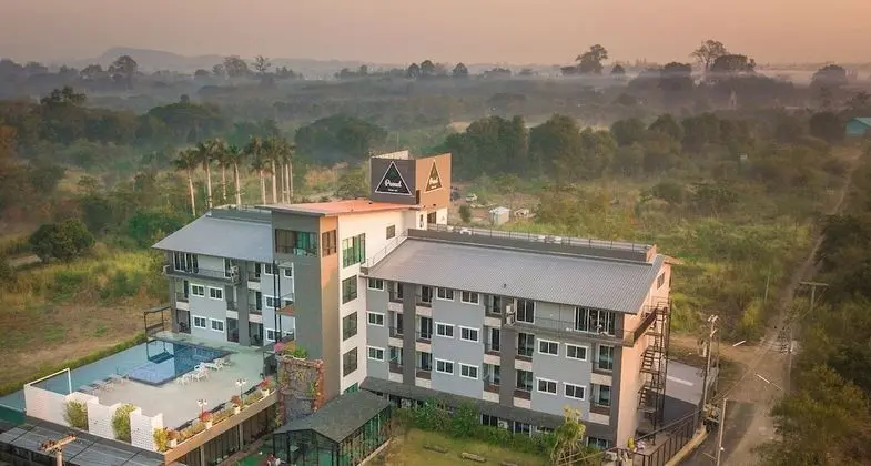Proud Khaoyai