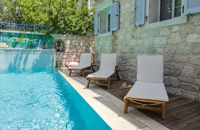Provence Mansion Alaçatı - Havuz