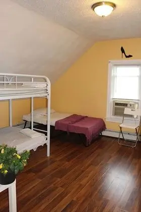 Providence Hostel and Guesthouse - Oda