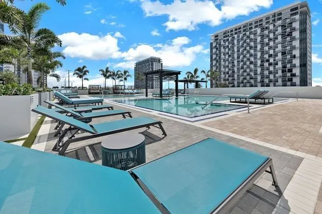 Provident Grand Luxury Short Term Residences - Havuz