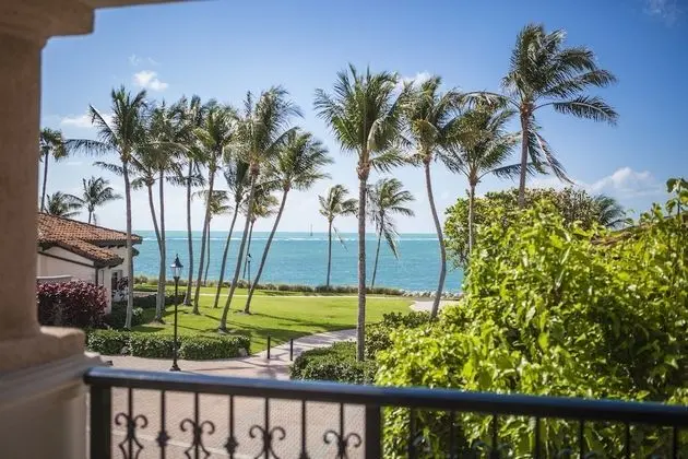 Provident Luxury Suites Fisher Island