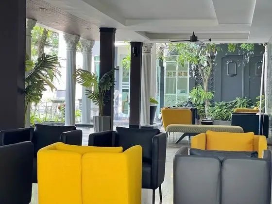 PRS Hotel - Lobi