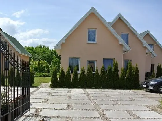 Przytulny Domek z Sauną , Jacuzzi i Basenem - Dış Mekan