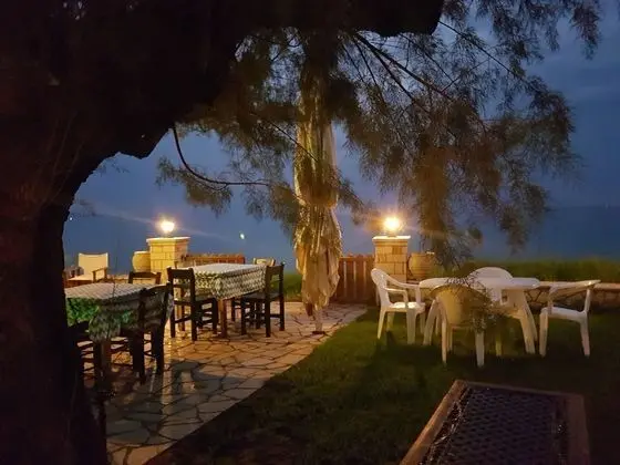 Psarou Studios - Dış Mekan