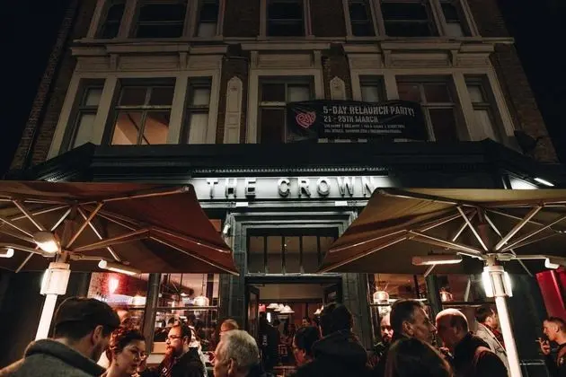 Publove The Crown - Dış Mekan