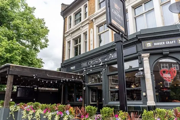 Publove The Crown - Öne Çıkan Resim