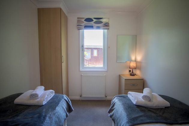 Puddleduck Lodge With Hot Tub, Northumberland