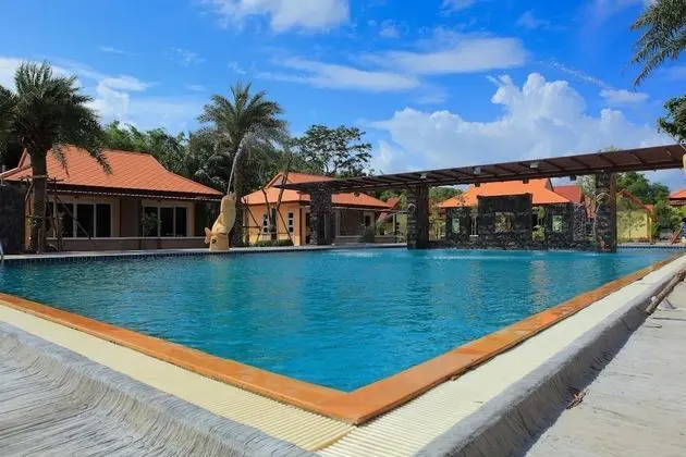 Pueanjai Resort and Restuarant