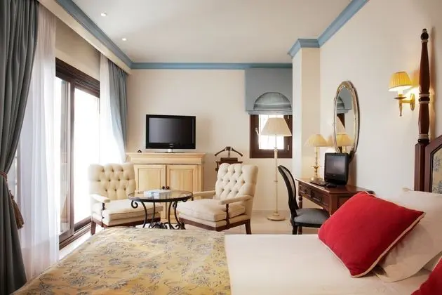 Puente Romano Beach Resort & Spa - Oda