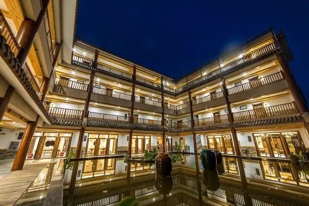 Puer Xiangtu Story Manor