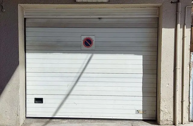 Hotel Puerta de España - Dış Mekan