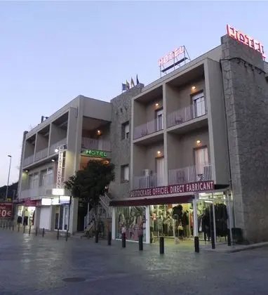 Hotel Puerta de España - 1