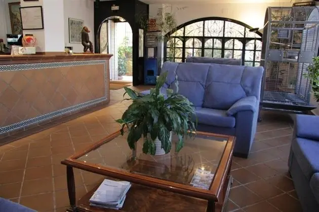 Apartamentos Puerta del Sur - Genel