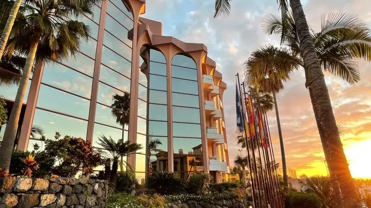 Puerto Palace - Dış Mekan