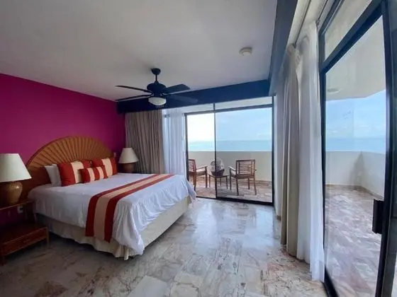 Puerto Vallarta Hotel - Oda