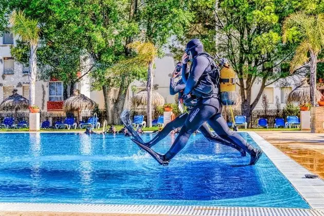 Hotel Puertobahia & Spa - Havuz