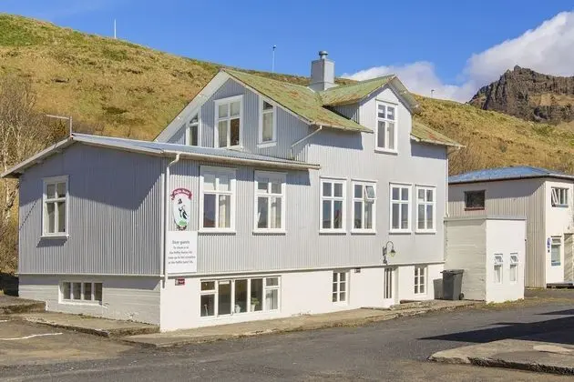 Puffin Hostel Vik
