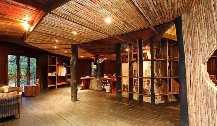 Pugdundee Safaris- Tree House Hideaway - Lobi