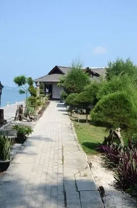 Pulau Pelangi Resort - Dış Mekan