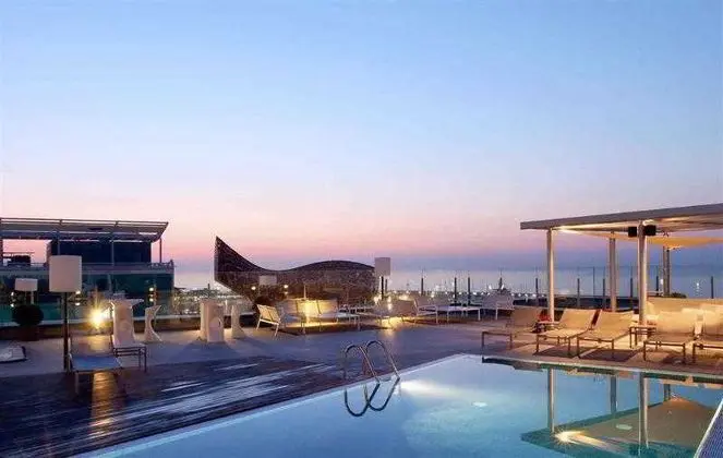 Pullman Barcelona Skipper