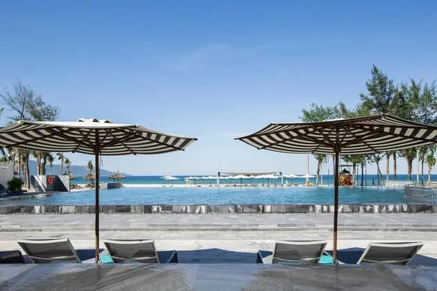 Pullman Danang Beach Resort - Havuz