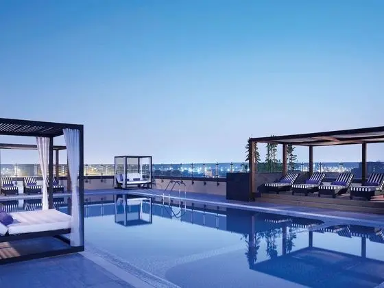 Pullman Dubai Creek City Centre - Havuz