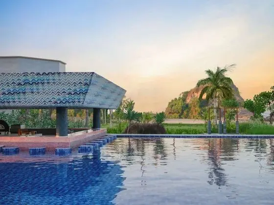 Pullman Lombok Merujani Mandalika Beach Resort