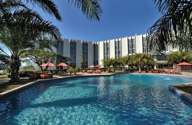 Hotel Pullman Lubumbashi Grand Karavia - Havuz