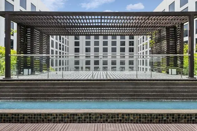 Pullman New Delhi Aerocity Hotel - Dış Mekan