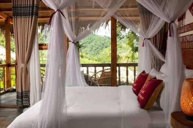 Puluong Natura Bungalow - Oda
