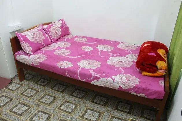 Pumpkin Vibgyor Guest House - Oda
