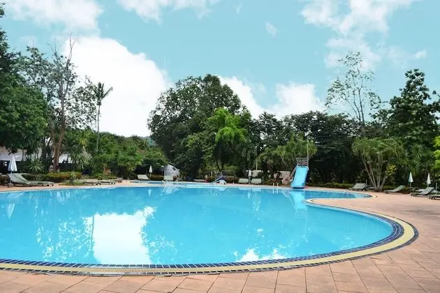 Pung-waan Resort Kanchanaburi - Havuz