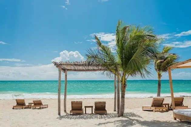 Punta Blanca Beachfront Suites - Dış Mekan