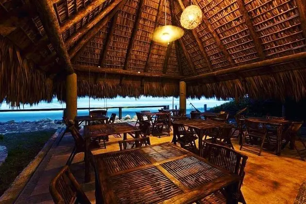 Punta Mango Surf & Beachfront Resort - Plaj