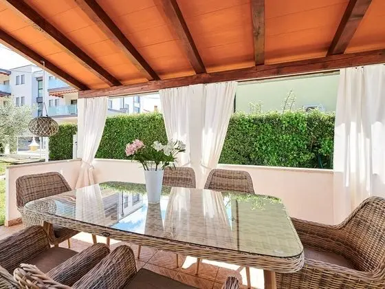Punta Umag in Umag With 2 Bedrooms and 1 5 Bathrooms - Oda