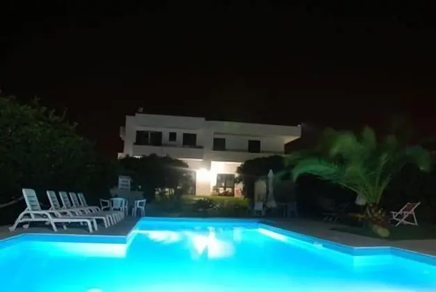 Resort Puntacassano - Havuz