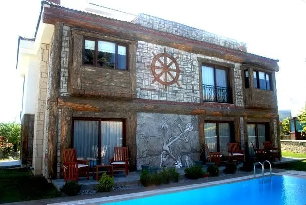 Pupa Alaçatı Butik Otel