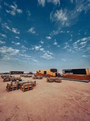 Pura Eco Retreat Jebel Hafit Desert Park - Yerinde Yemek