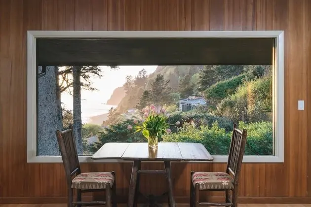 The Purcell House by Avantstay Surrounded in Lush Greenery w/ Large Yard & Ocean Views - Öne Çıkan Resim