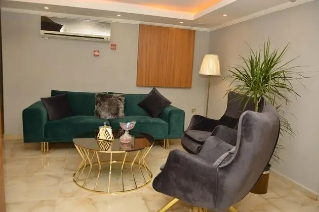 Pure Diamond Hotel - Oda