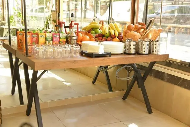 Pure Diamond Hotel - Genel