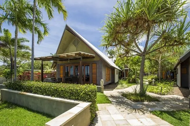 Pure Magnetic Villa 4 - Lobi