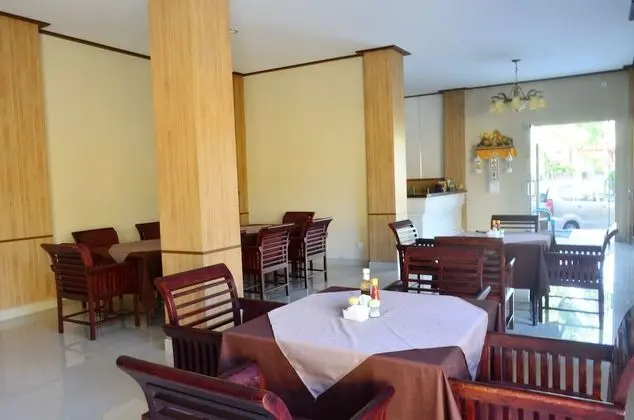 Puri Anom Guest House - Yerinde Yemek