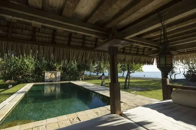 Puri Ganesha Villas - Havuz