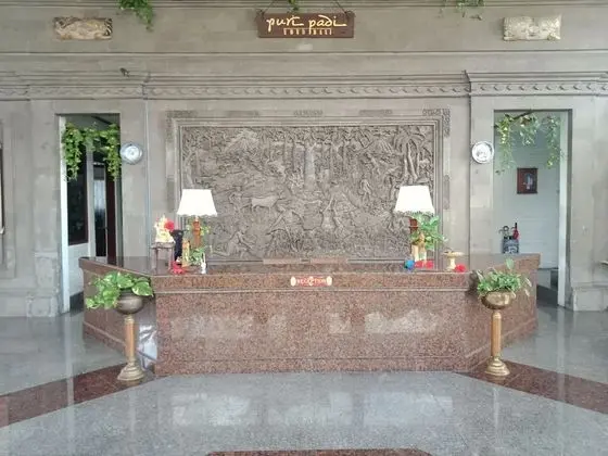 Puri Padi Hotel - Lobi