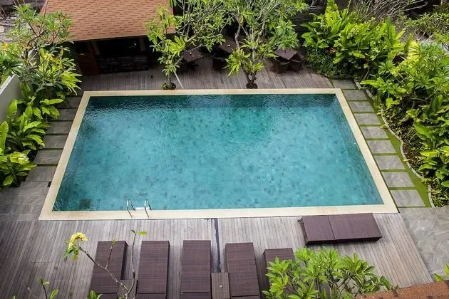 Puri Sabina Bed & Breakfast - Havuz