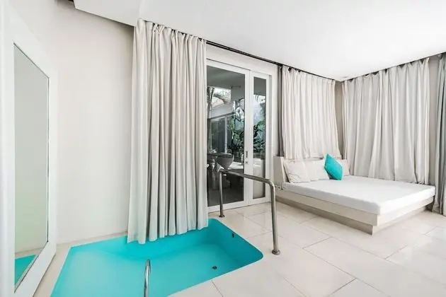 Villa Puro Blanco - CHSE Certified - Oda