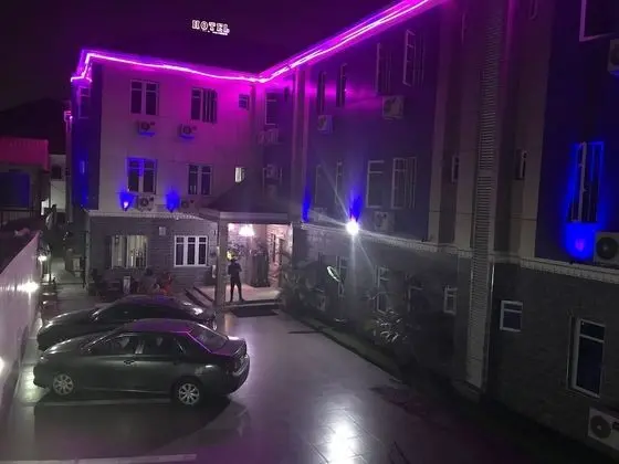 Purple Crown Hotel
