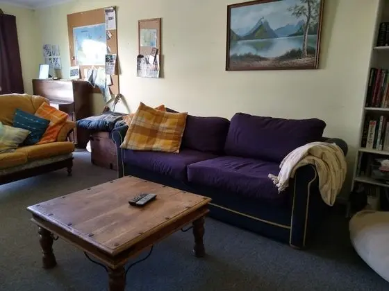 Purple Hen Backpackers - Oda Düzeni